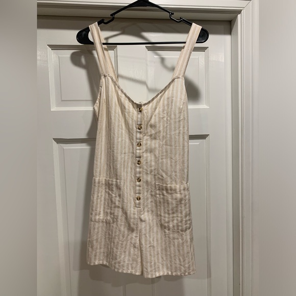 Billabong Romper Size Small - Picture 2 of 8